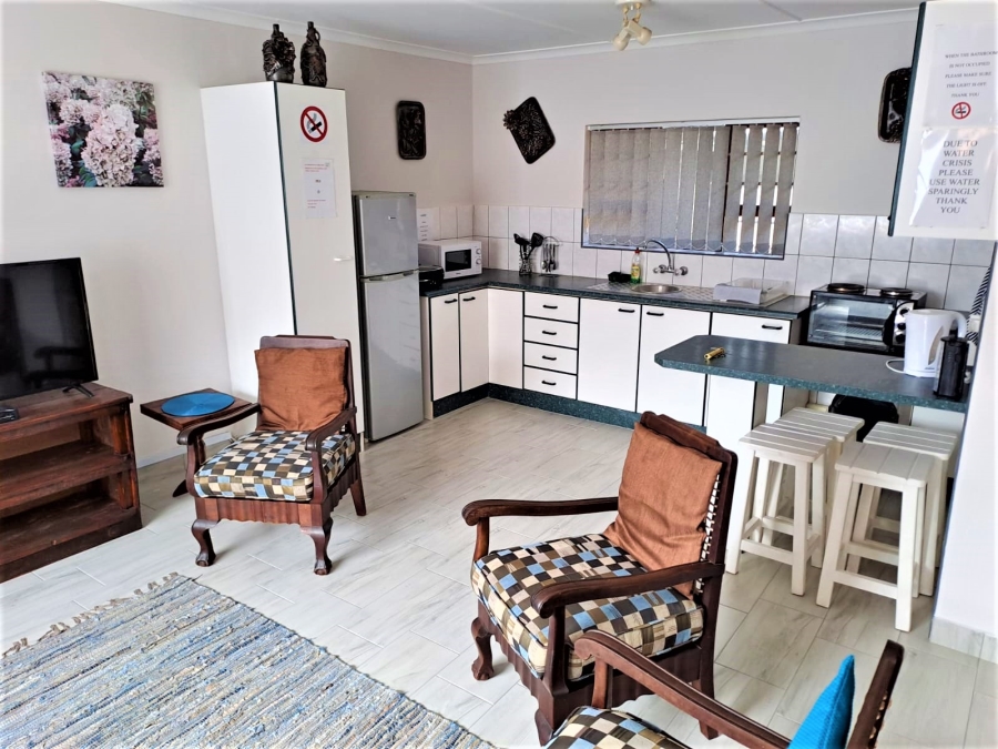 4 Bedroom Property for Sale in Wavecrest Eastern Cape